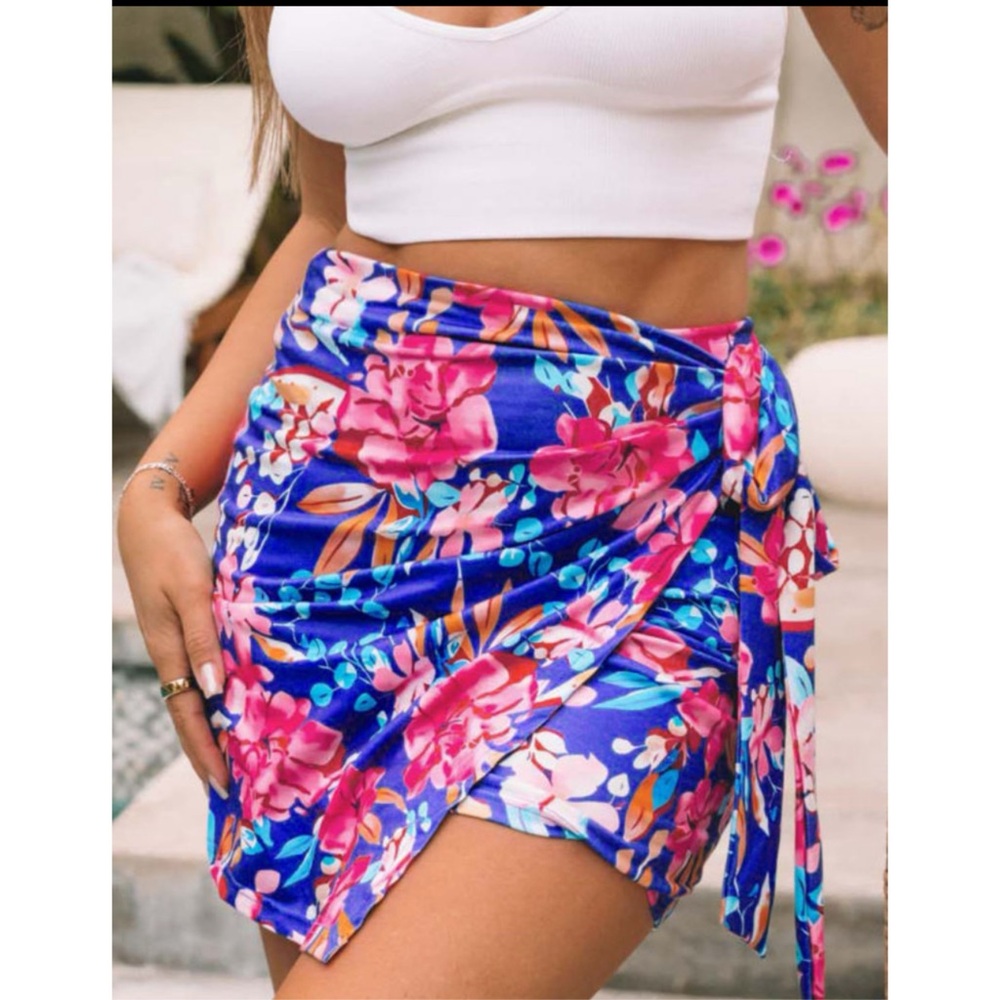 Neon‎ Tropical Royal Blue W Hot Pink Floral Print Mini Skirt 🌺